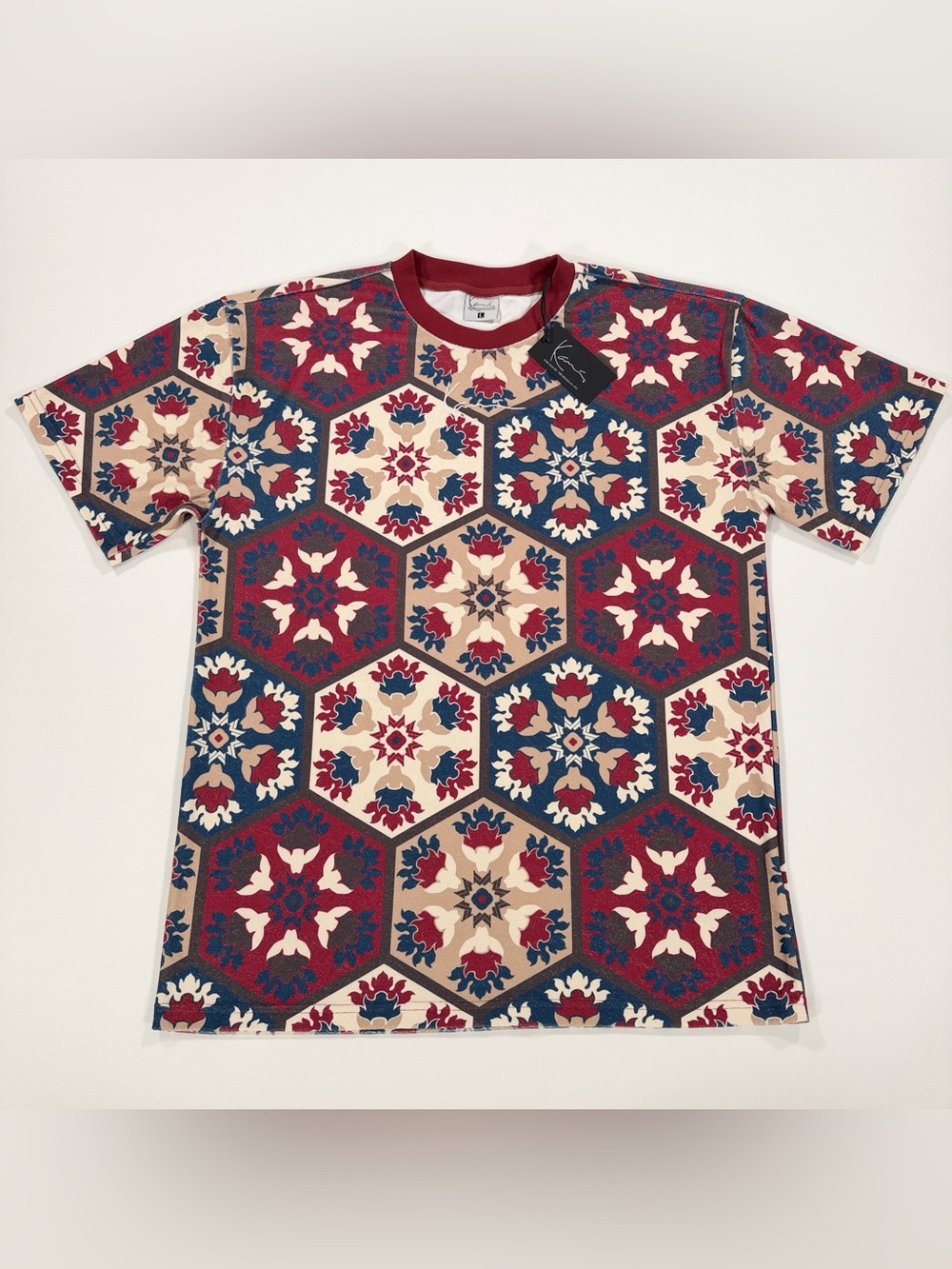 Karl Kani Mens T-Shirt Large L Red Dahlia All Over Print Floral Tile Logo NWT